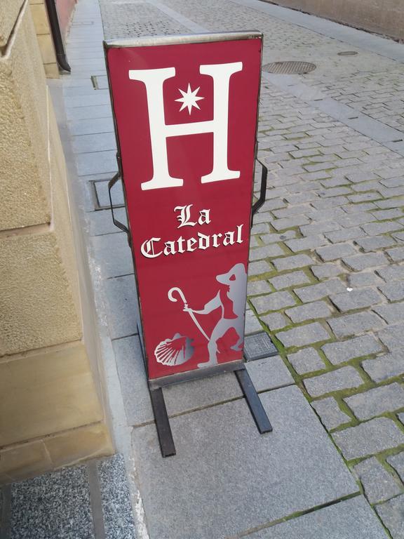 Hostal La Catedral سانتو دومينغو دي لا كازادا المظهر الخارجي الصورة